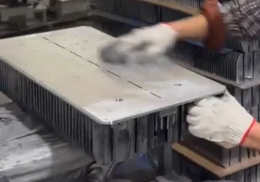 Hand polishing a heatsink