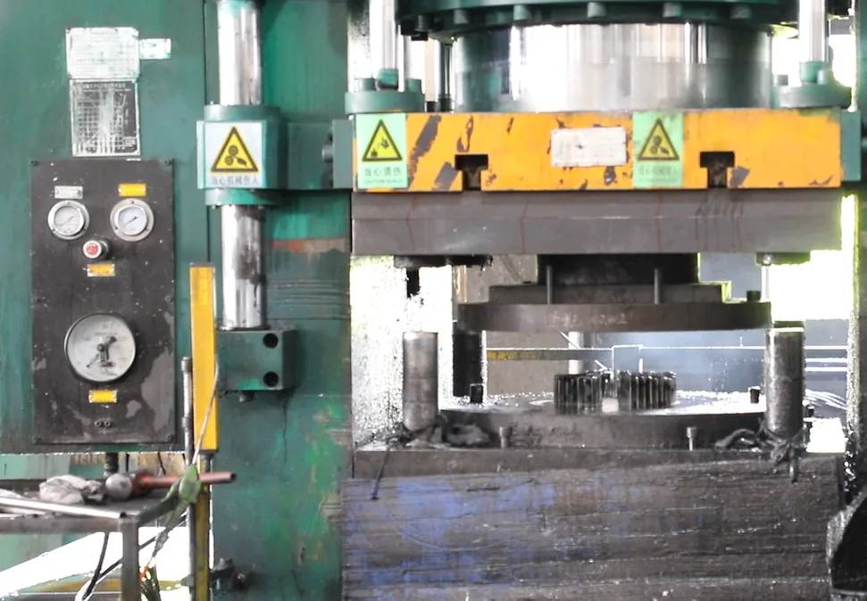Forging press